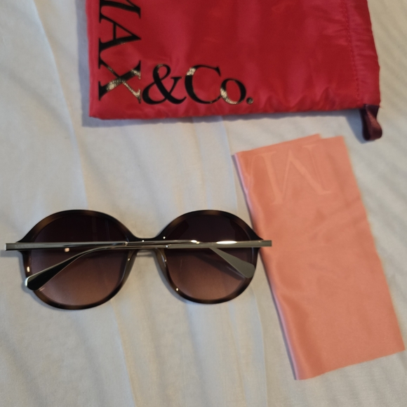 MAX&Co Sunglasses M00109 52F - DARK HAVANA / SHINY PALE GOLD . Size: 56:19:140MM - Picture 10 of 12